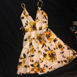 Dress for sale !! Brand new (FASHION NOVA)